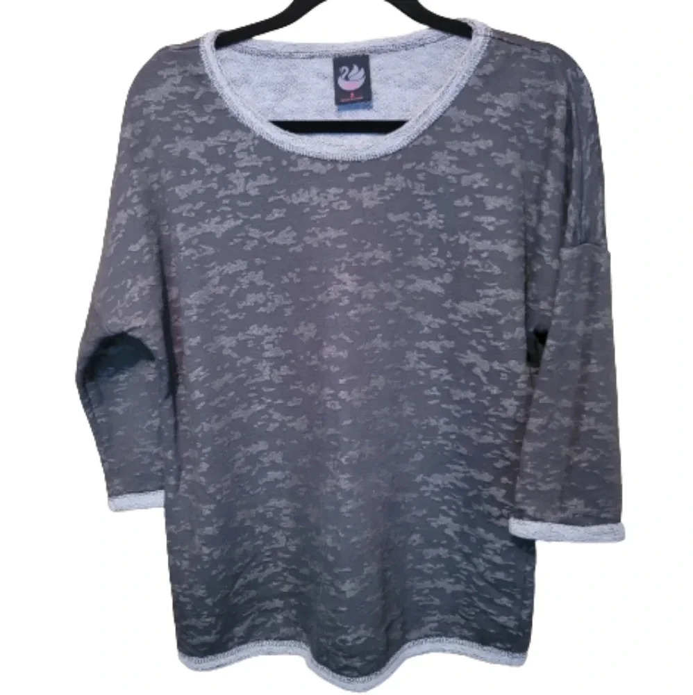 Green camo sweatshirt with light Grey piping trim